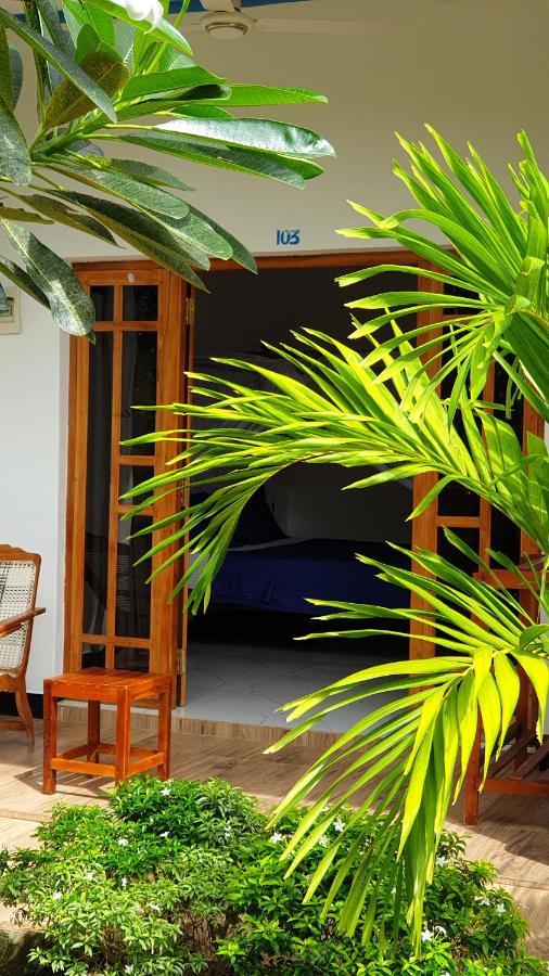 Aqua Blue Hotel Baía de Arugam Exterior foto
